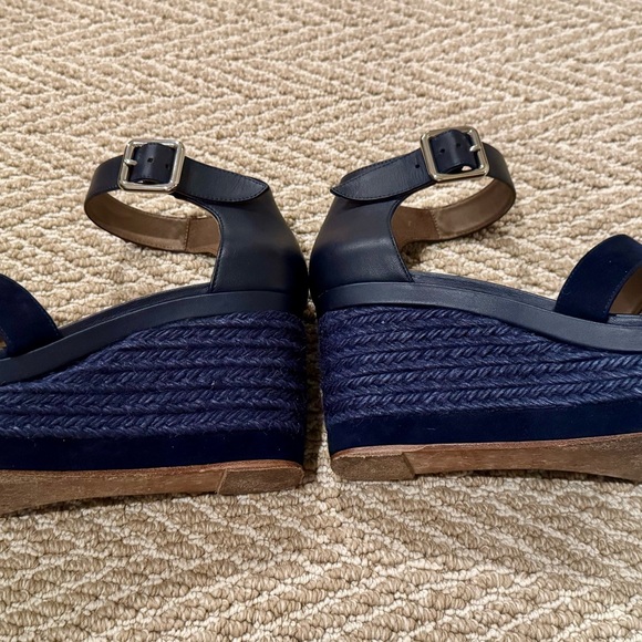 Hermes Navy Women\'s Sandals